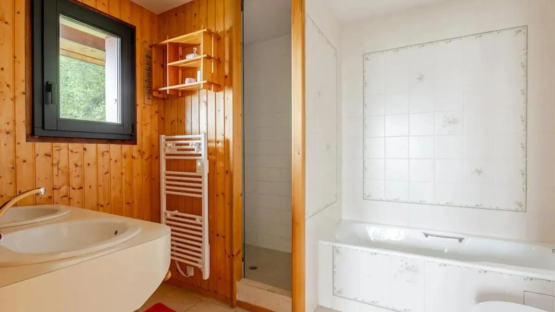 Chalet Confortable Avec Vue Sur La Montagne A Peisey-Nancroix
